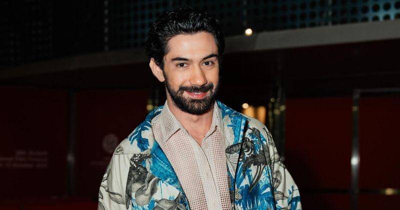 Instagram.com/officialpilarez